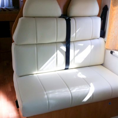 Photo of project „Peugeot Boxer cream leather upholstery“ #3