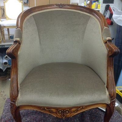 Photo of project „Classic Armchair Reupholstery 4“ #1