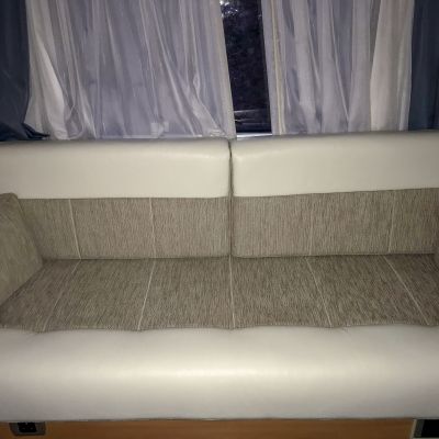 Photo of project „Hymer B584 New half leather upholstery“ #7