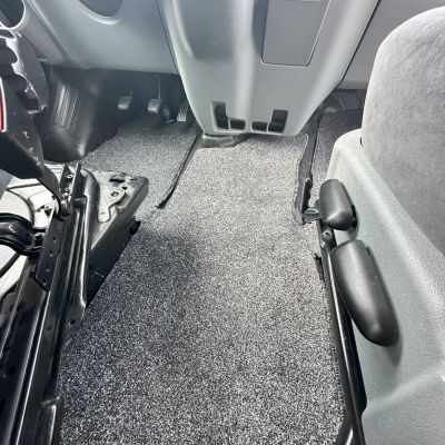 Photo of project „Ford Challenger Motorhome Upholstery“ #11