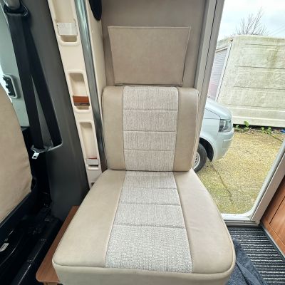 Photo of project „Hobby Van 60GF Premium Upholstery“ #8