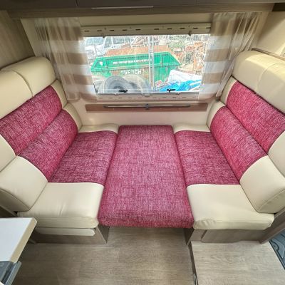Photo of project „Chausson Half Vinyl Upholstery“ #1
