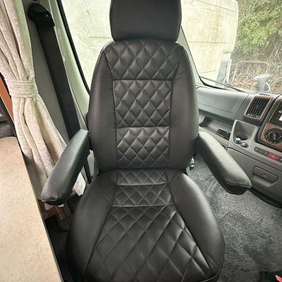 Photo of project „Chausson Leather Upholstery“ #2