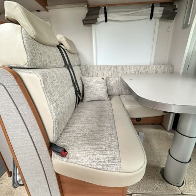 Photo of project „Dethleffs Half Leather Upholstery“ #2