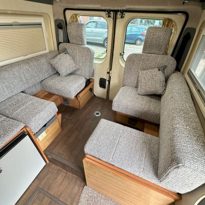 Photo of project „Fifer Fabric Upholstery“ #2