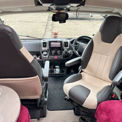 Photo of project „Fiat Ducato Leather Driver Seats Upholstery“ #3