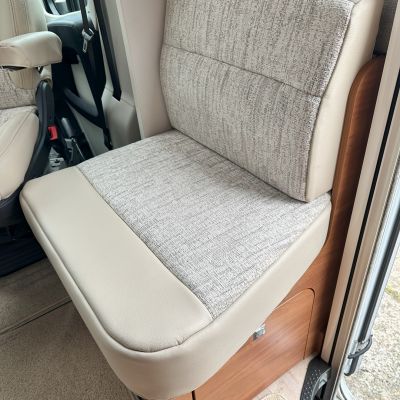 Photo of project „Dethleffs Half Leather Upholstery“ #3