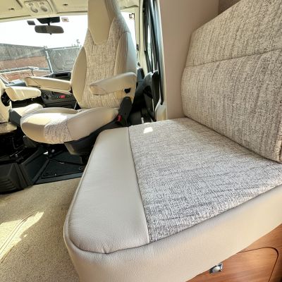 Photo of project „Dethleffs Half Leather Upholstery“ #4