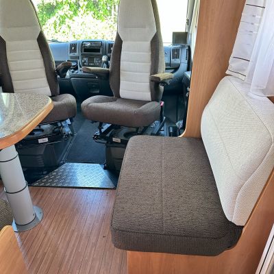 Photo of project „Dethleffs Summer Fabric Upholstery“ #4