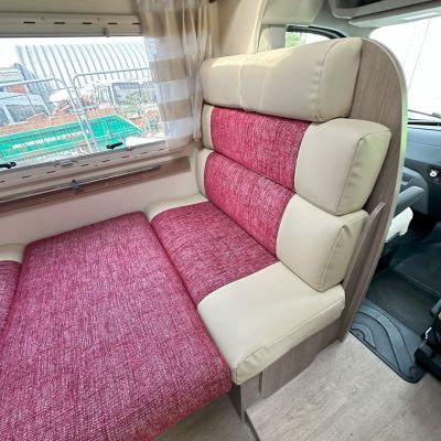 Photo of project „Chausson Half Vinyl Upholstery“ #5