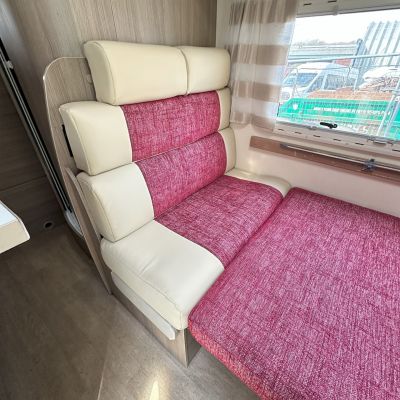 Photo of project „Chausson Half Vinyl Upholstery“ #6