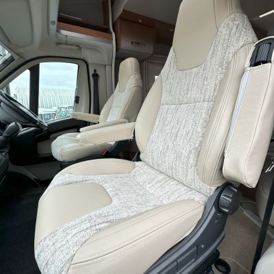 Photo of project „Dethleffs Half Leather Upholstery“ #6