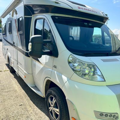 Photo of project „Dethleffs Summer Fabric Upholstery“ #8