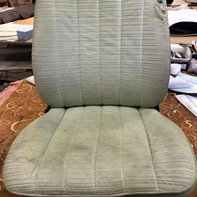Photo of project „Volkswagen T25 leather driver seats upholstery“ #3