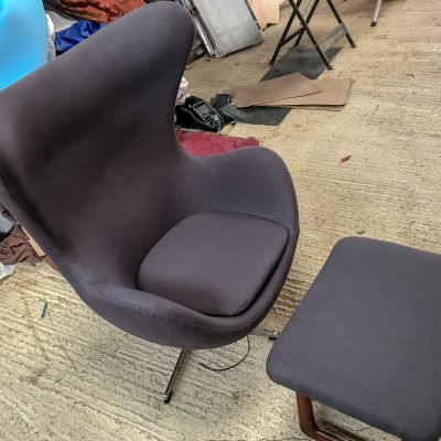 Photo of project „Egg chair with foot stool Reupholstery 9“ #4