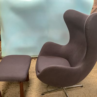 Photo of project „Egg chair with foot stool Reupholstery 9“ #3