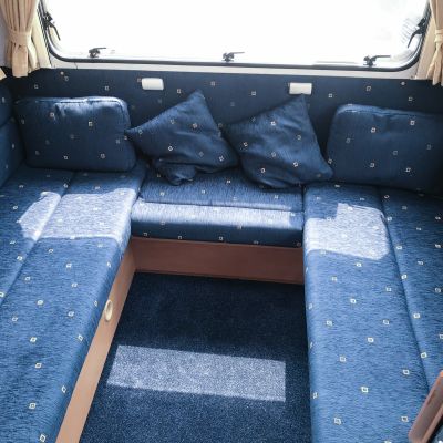 Photo of project „Compass Suntor 200 upholstery for lounge“ #2