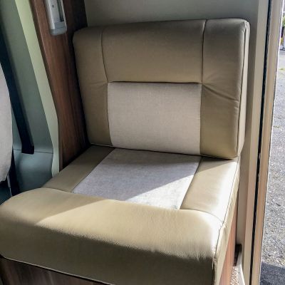 Photo of project „Fiat Ducato Rollerteam 740 half leather upholstery“ #2