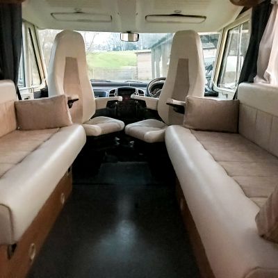 Photo of project „Hymer B584 New half leather upholstery“ #8