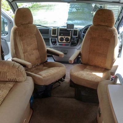 Photo of project „Hymer half suede upholstery“ #2
