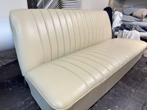 Preview for Volkswagen Seats Leather Upholstery
