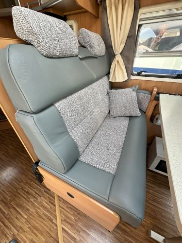 Preview for Dethleffs Advantage