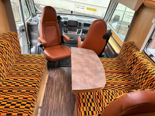 Preview for Pilote V630J Motorhome